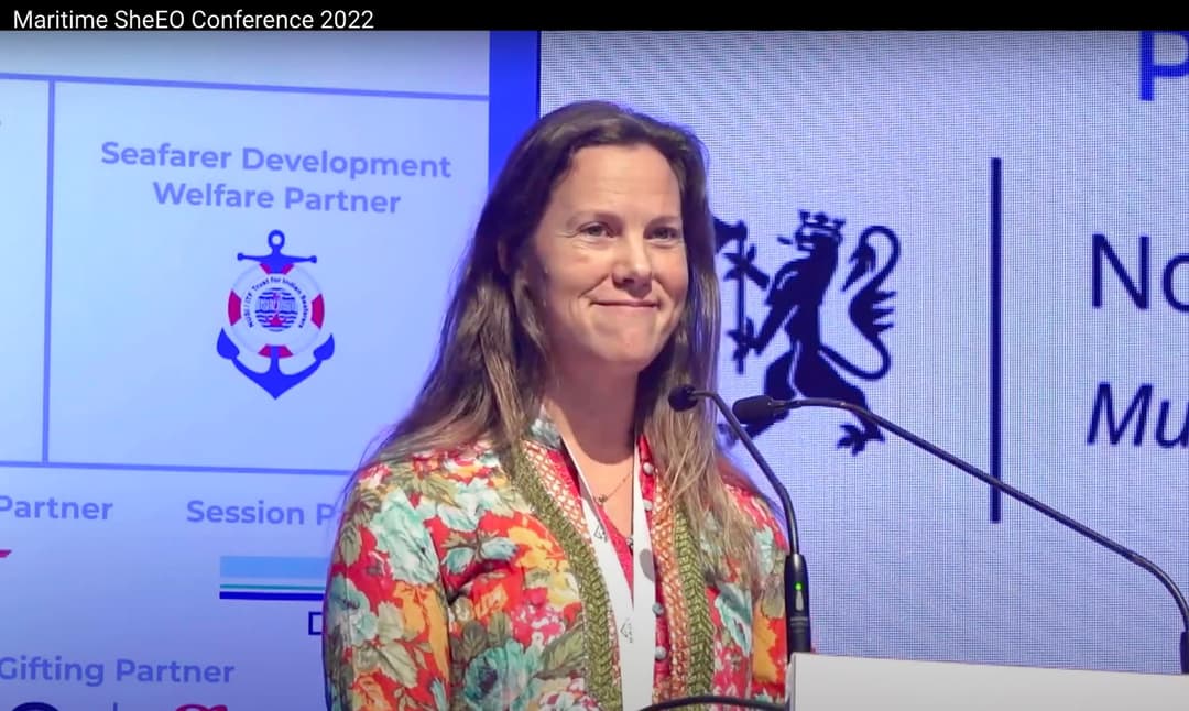 Hands holding each other